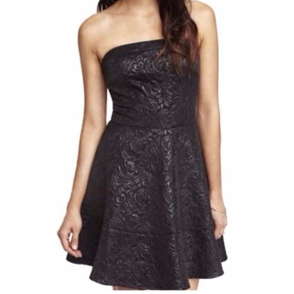 Express Size 0 Cocktail Dress Applique Rose Design NWT